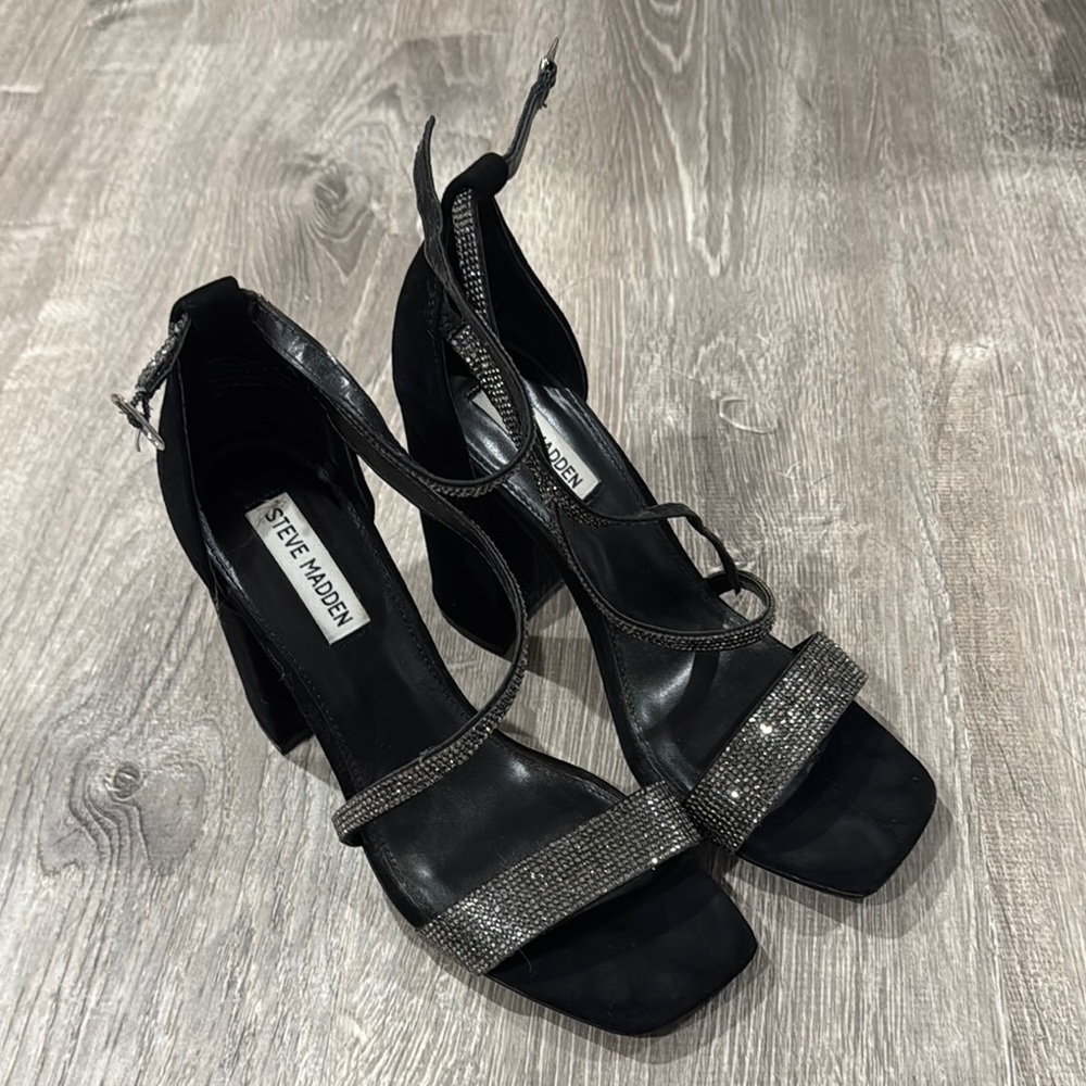 Steve Madden Black Elegant Heels
